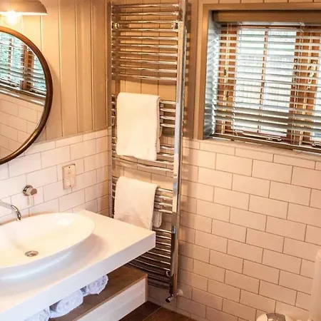 2 Bed In Oc-l32823 Lodge Pickering
