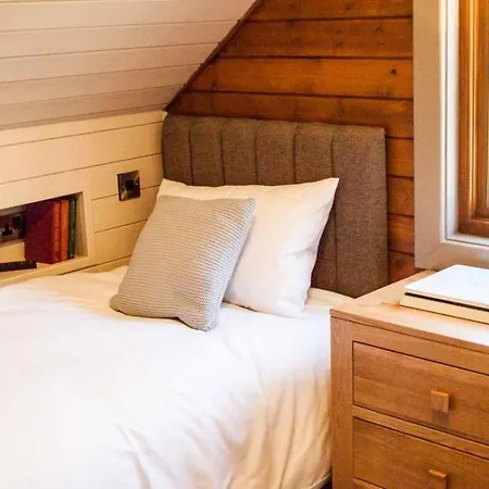 Lodge 2 Bed In Oc-l32823